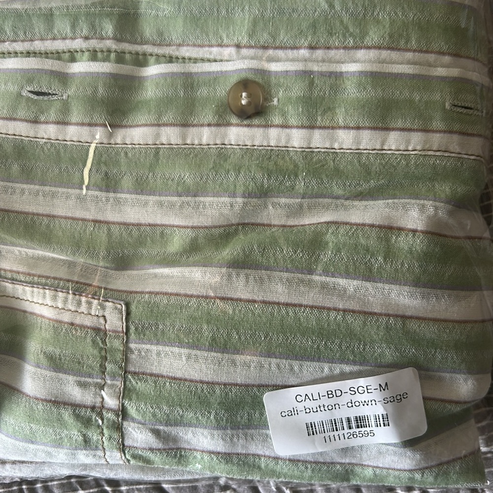 NWT CJLA Cali Button Down - Picture 5 of 5